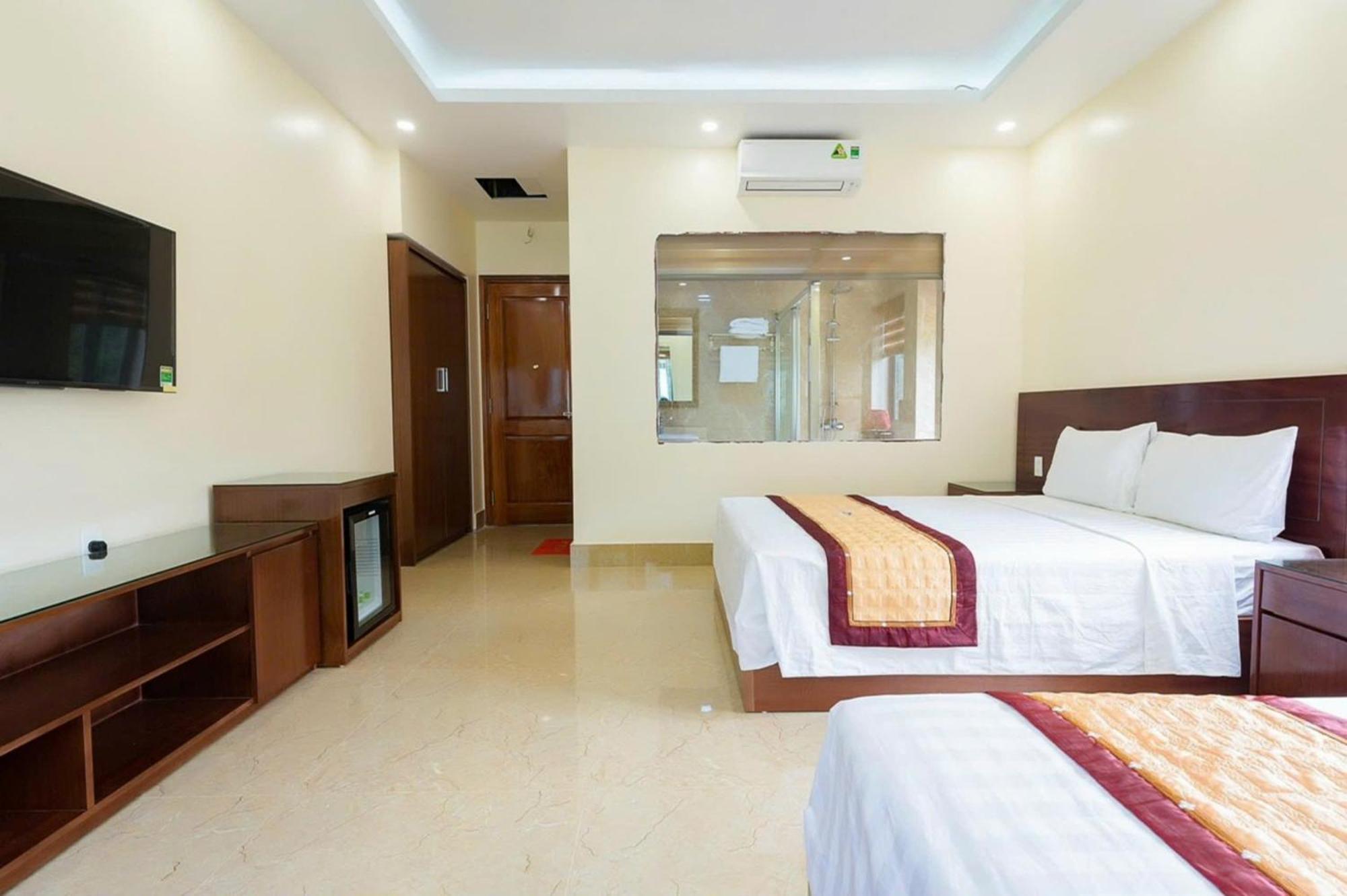 Aroma Cat Ba Sea View Hotel Chan Chau Экстерьер фото